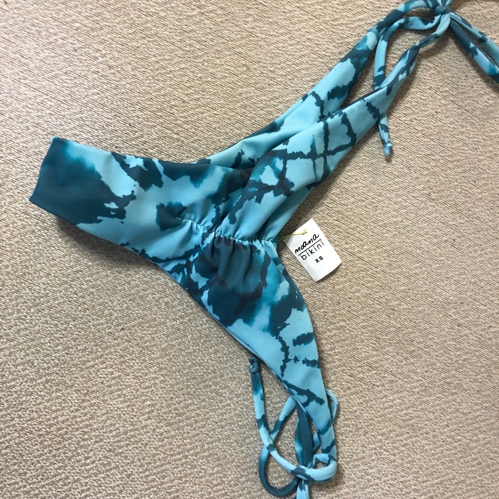 XS Moana Bikini Tamika Runch Tie BNWT + liner